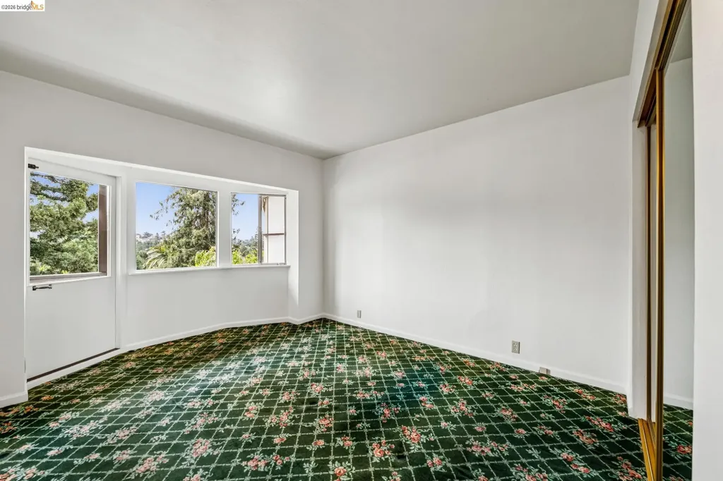1120 Warfield Avenue Piedmont CA 94610