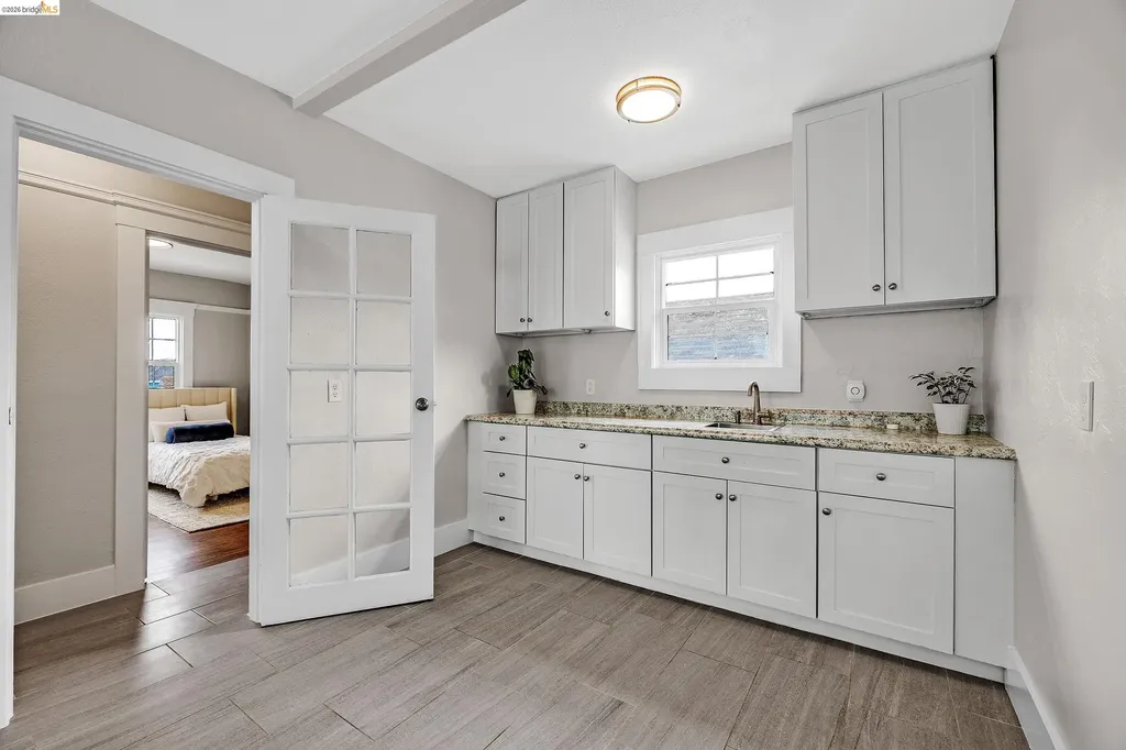3041 Linden Street Oakland CA 94608