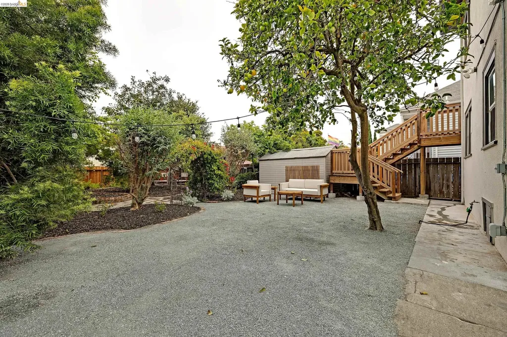 3041 Linden Street Oakland CA 94608