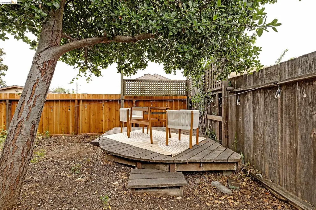 3041 Linden Street Oakland CA 94608