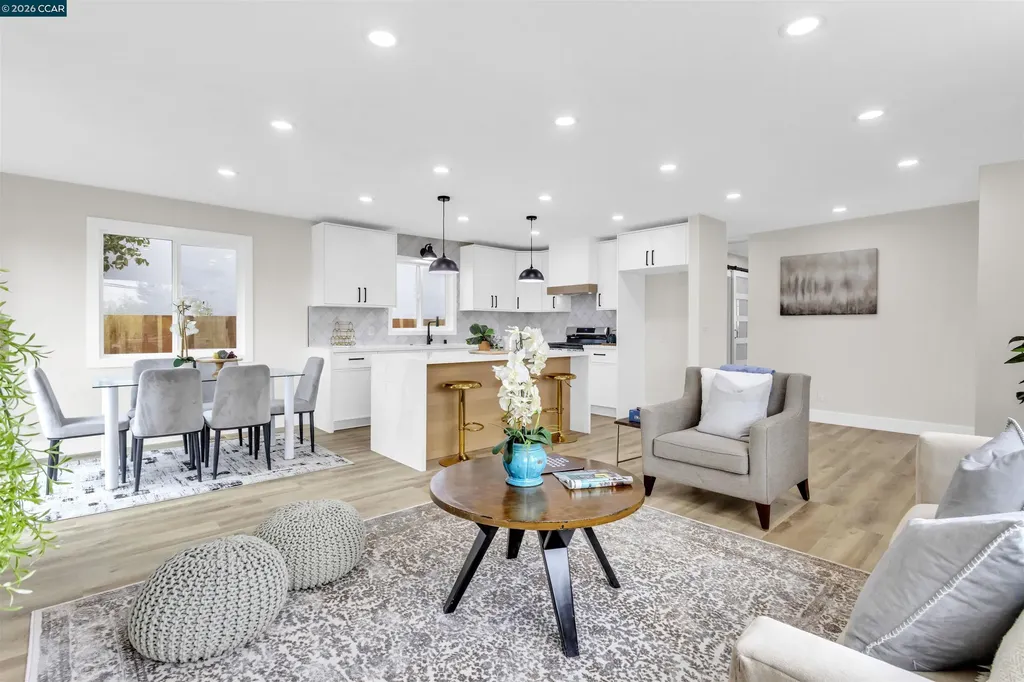 2758 Del Monte Avenue El Cerrito CA 94530