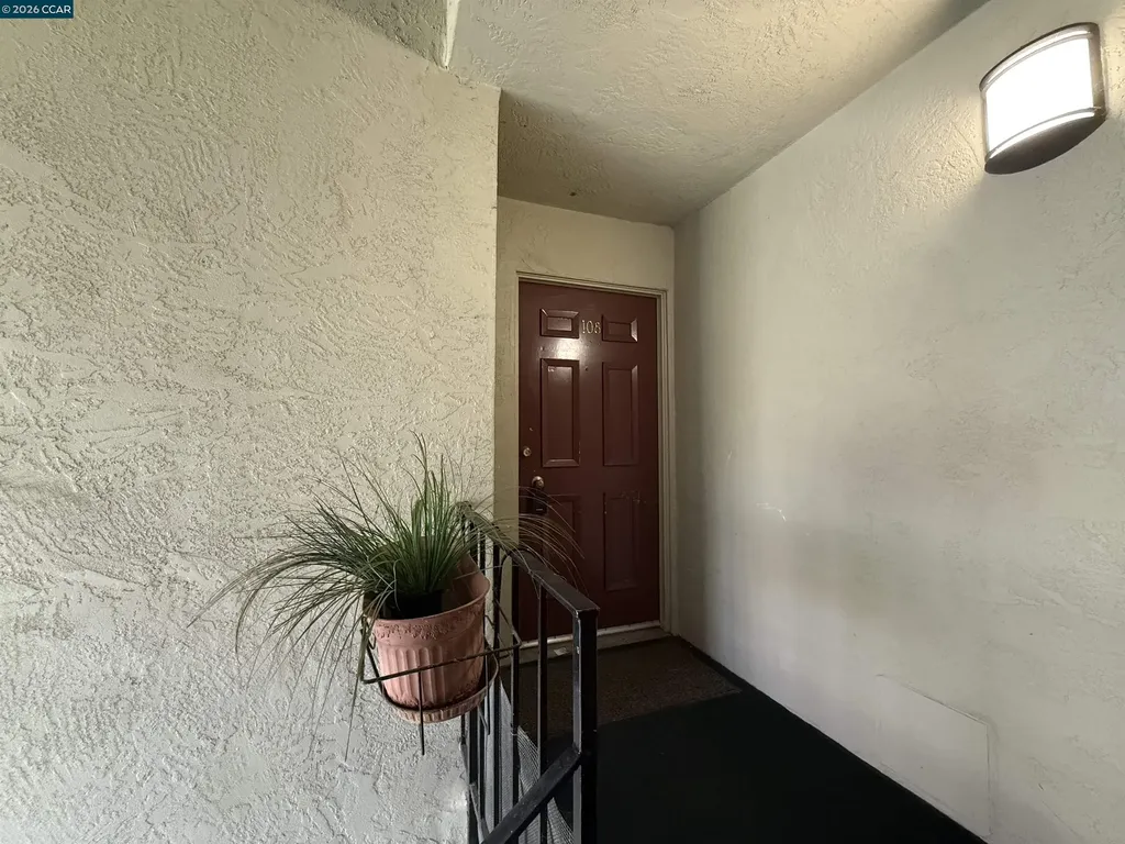 2564 Walnut Boulevard Walnut Creek CA 94596