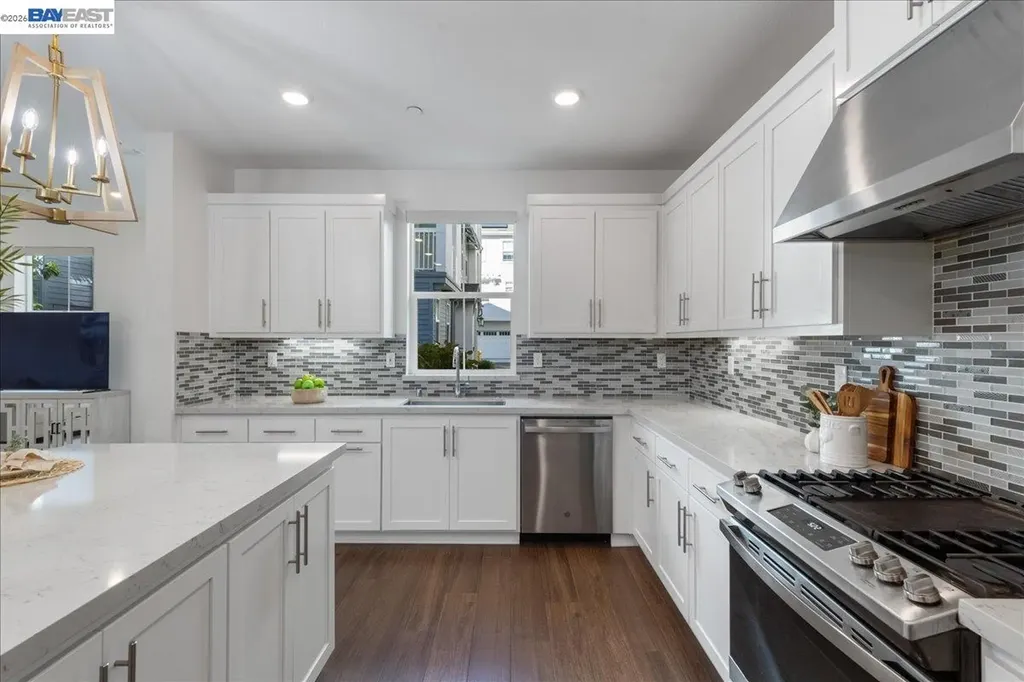 37408 Watersail Way Newark CA 94560