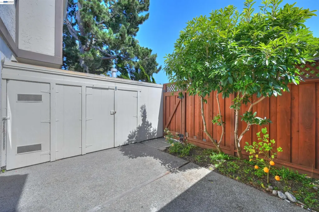 2322 Belvedere Avenue San Leandro CA 94577
