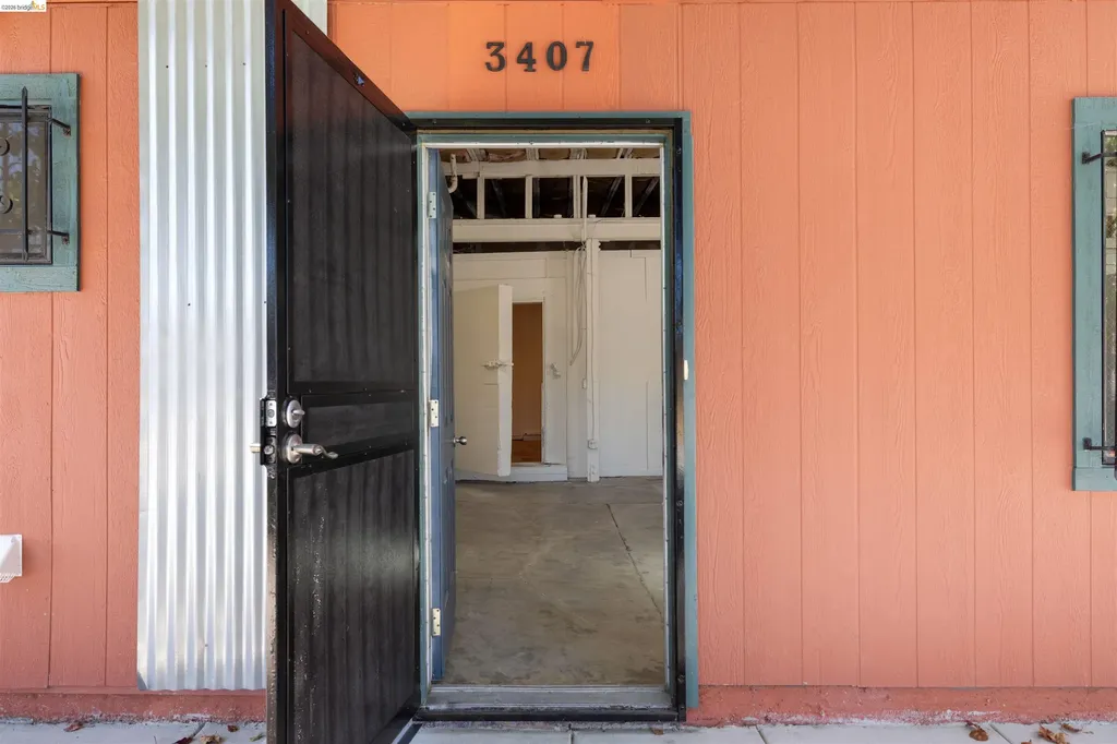3407 Harlan Street Oakland CA 94608
