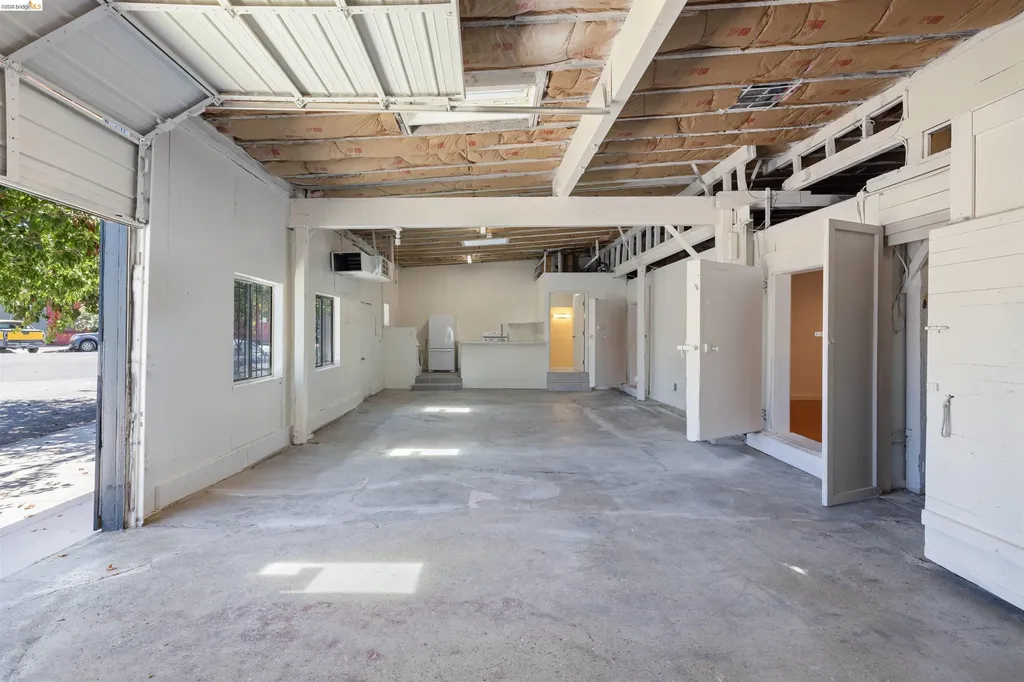 3407 Harlan Street Oakland CA 94608