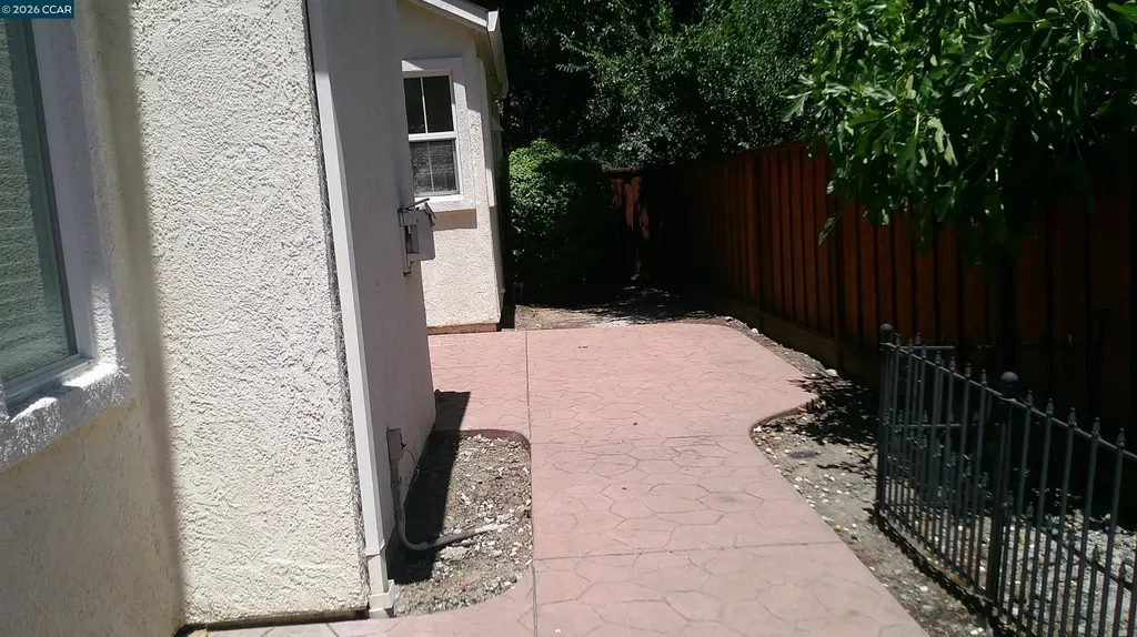 104 Johnson Lane Martinez CA 94553