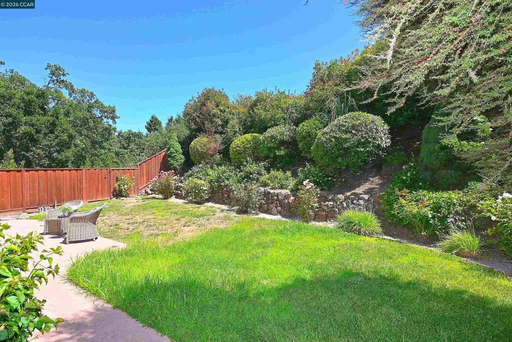 104 Johnson Lane Martinez CA 94553