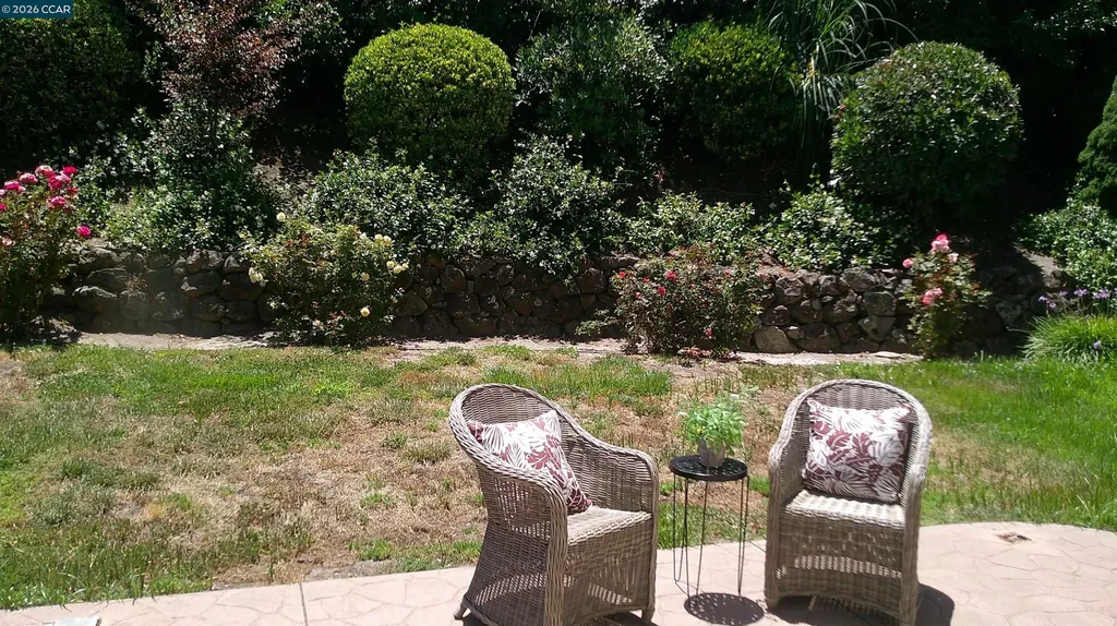 104 Johnson Lane Martinez CA 94553