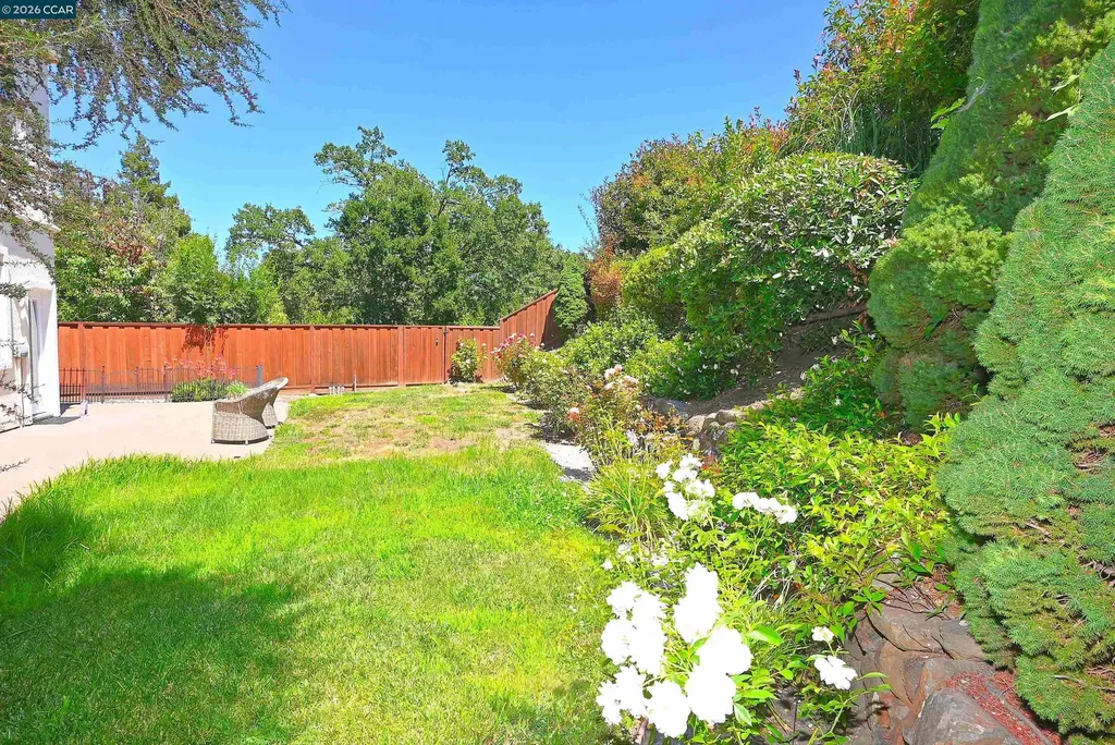 104 Johnson Lane Martinez CA 94553