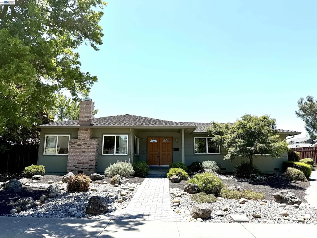 4329 Guilford Avenue Livermore CA 94550