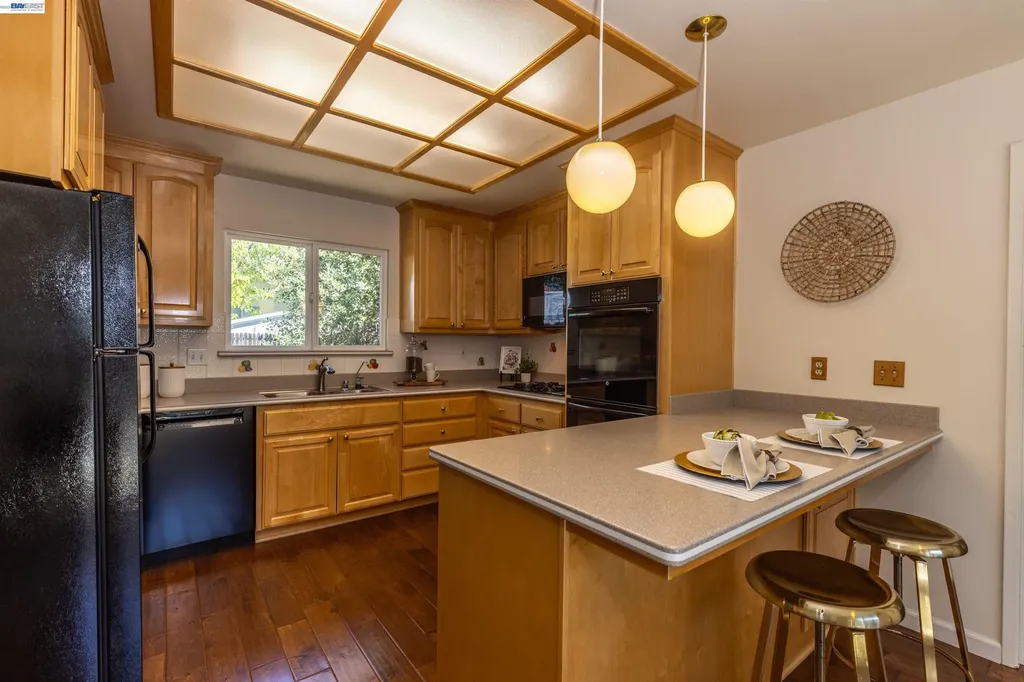 4329 Guilford Avenue Livermore CA 94550