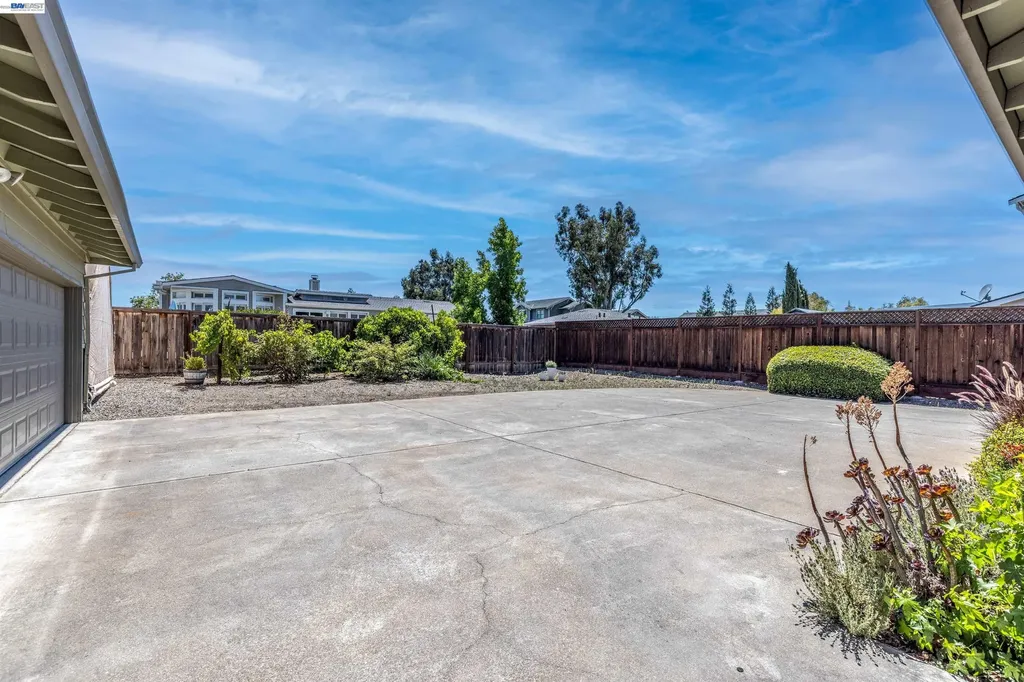 4329 Guilford Avenue Livermore CA 94550
