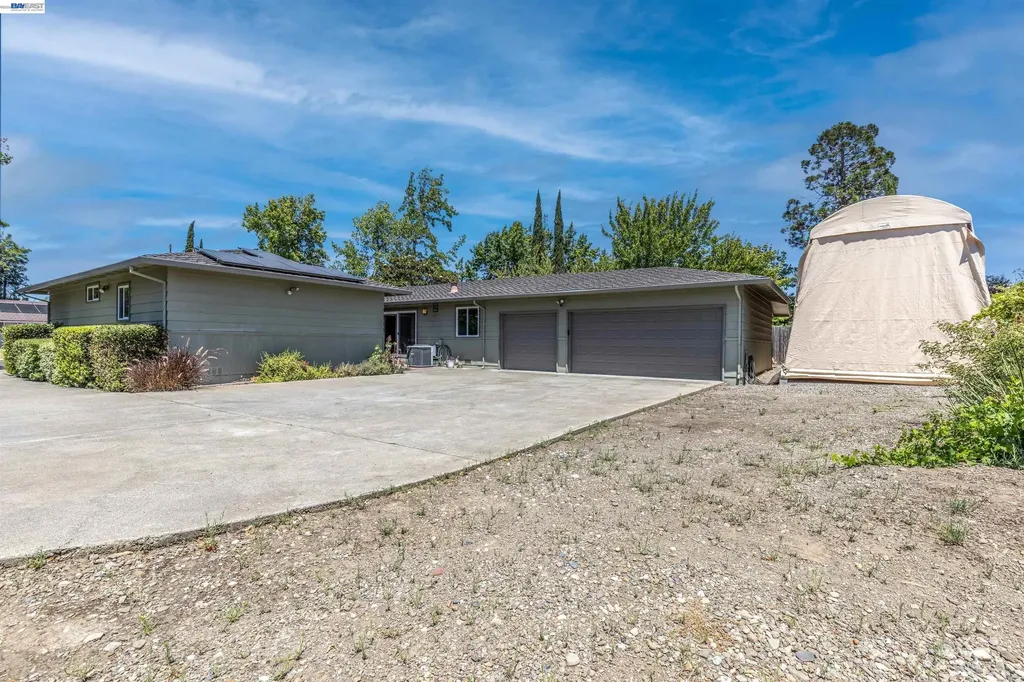 4329 Guilford Avenue Livermore CA 94550