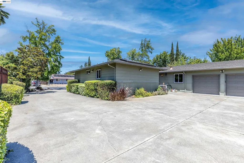 4329 Guilford Avenue Livermore CA 94550