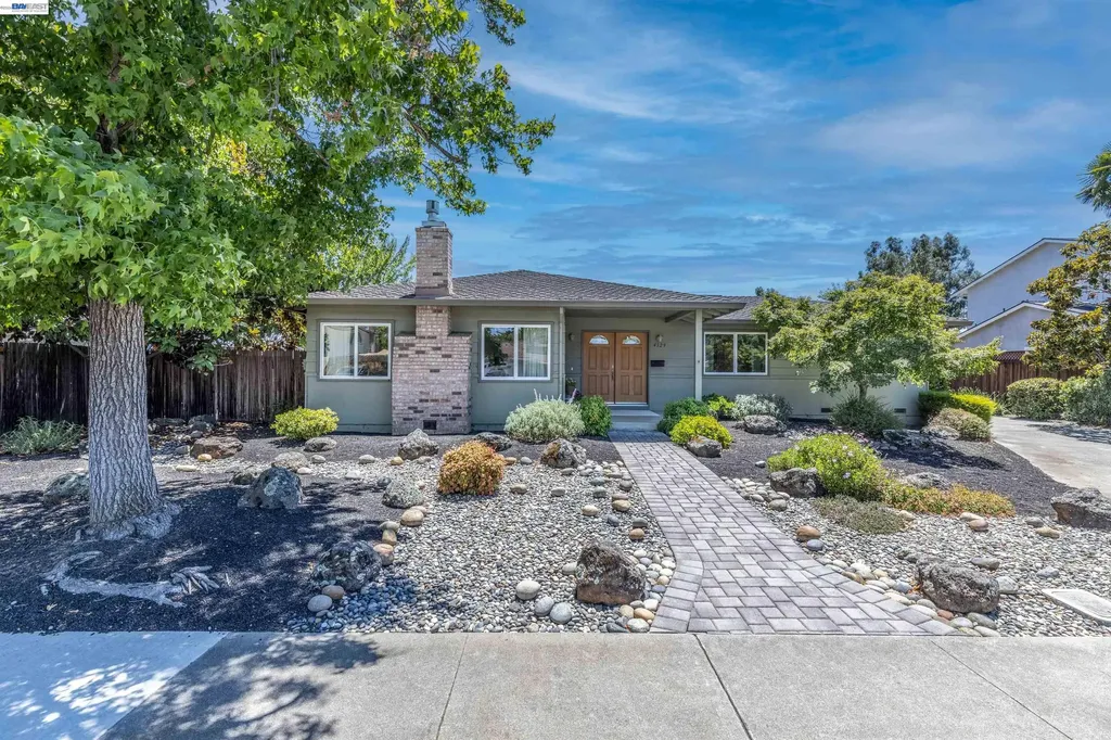 4329 Guilford Avenue Livermore CA 94550