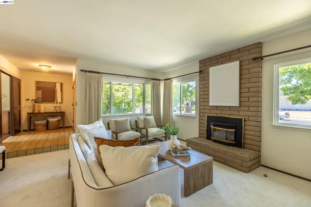 4329 Guilford Avenue Livermore CA 94550
