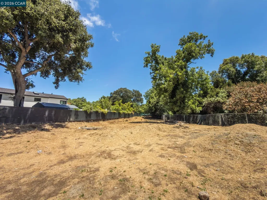 4150 Appian Way El Sobrante CA 94803