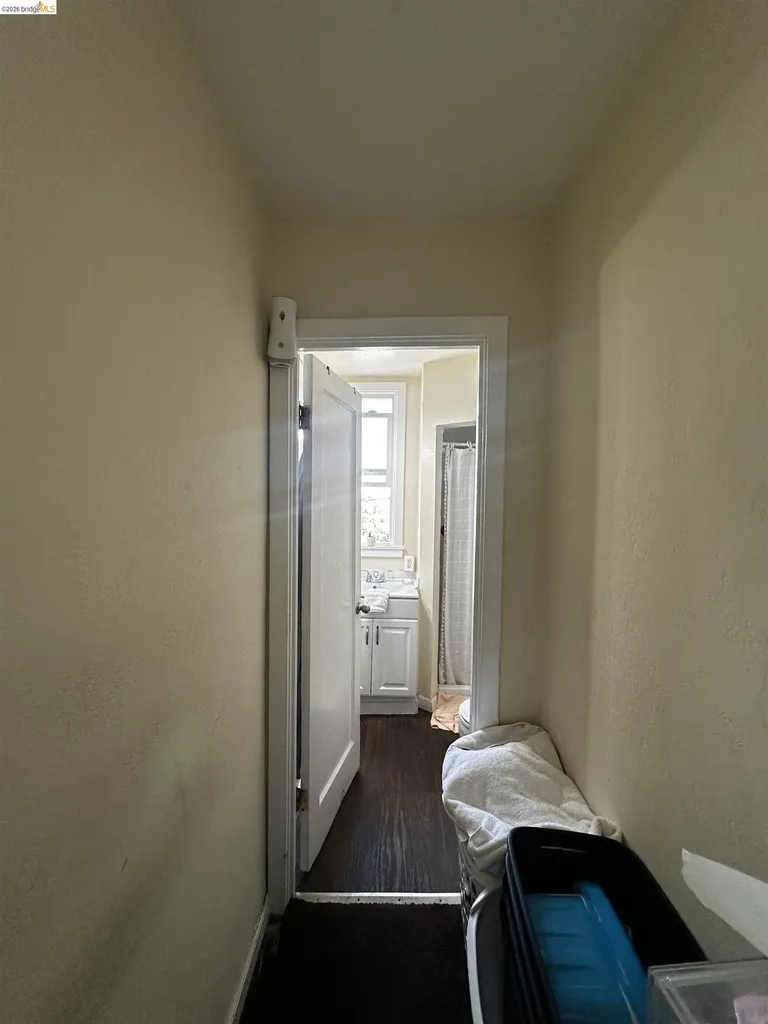 1746 10th Avenue Oakland CA 94606