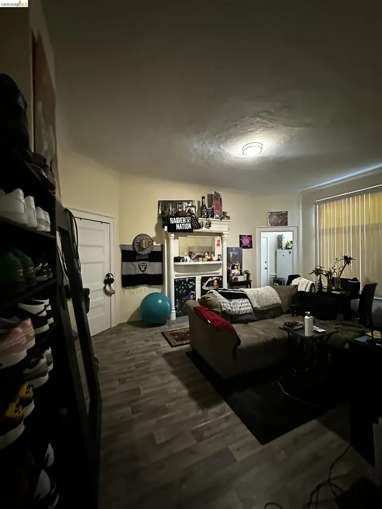 1746 10th Avenue Oakland CA 94606