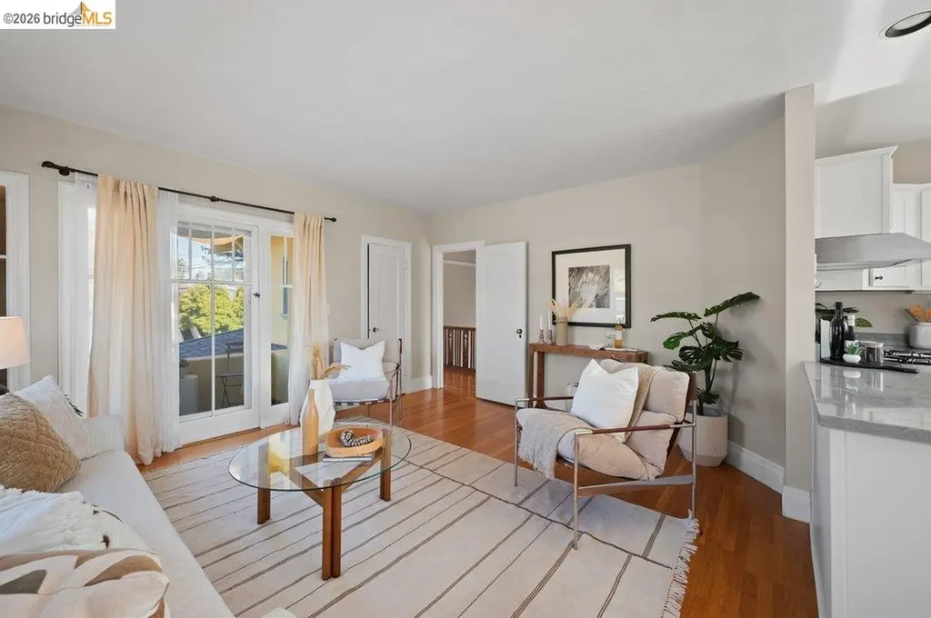 4355 Everett Avenue Oakland CA 94602