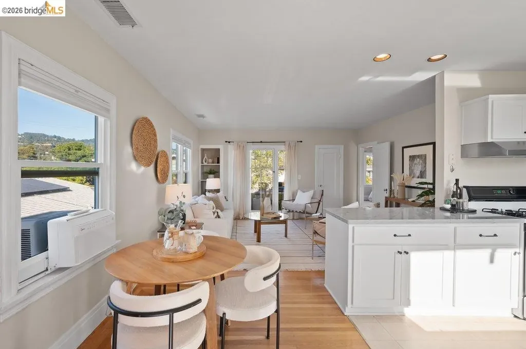 4355 Everett Avenue Oakland CA 94602