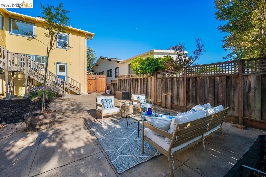 4355 Everett Avenue Oakland CA 94602