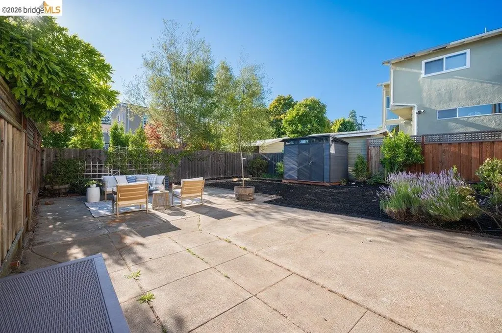 4355 Everett Avenue Oakland CA 94602