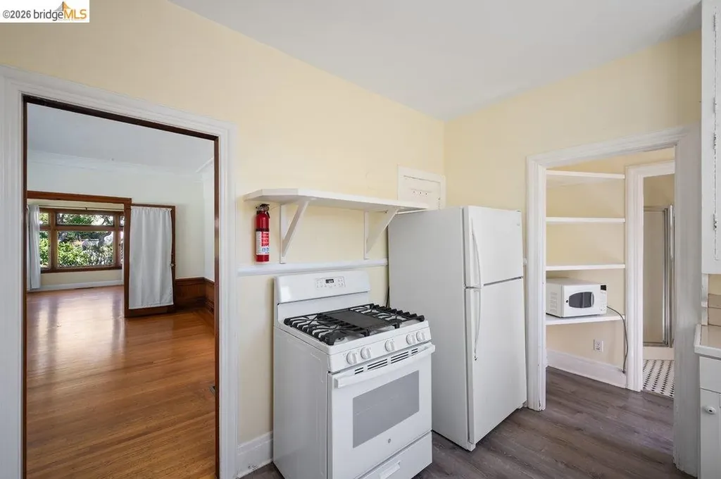 4355 Everett Avenue Oakland CA 94602