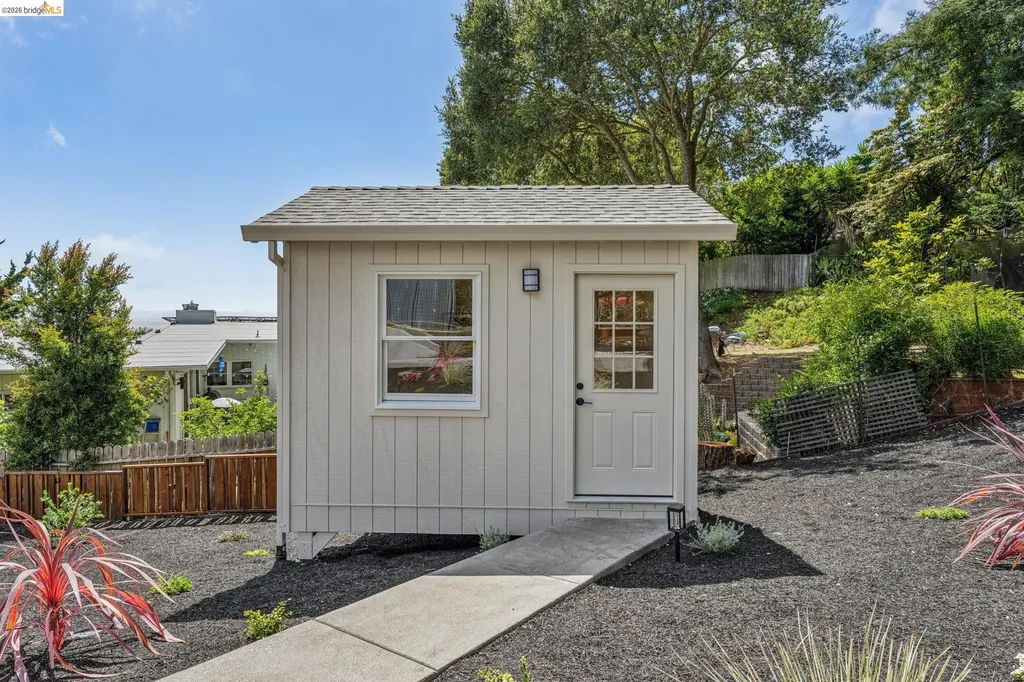 15 Jessen Court Kensington CA 94707