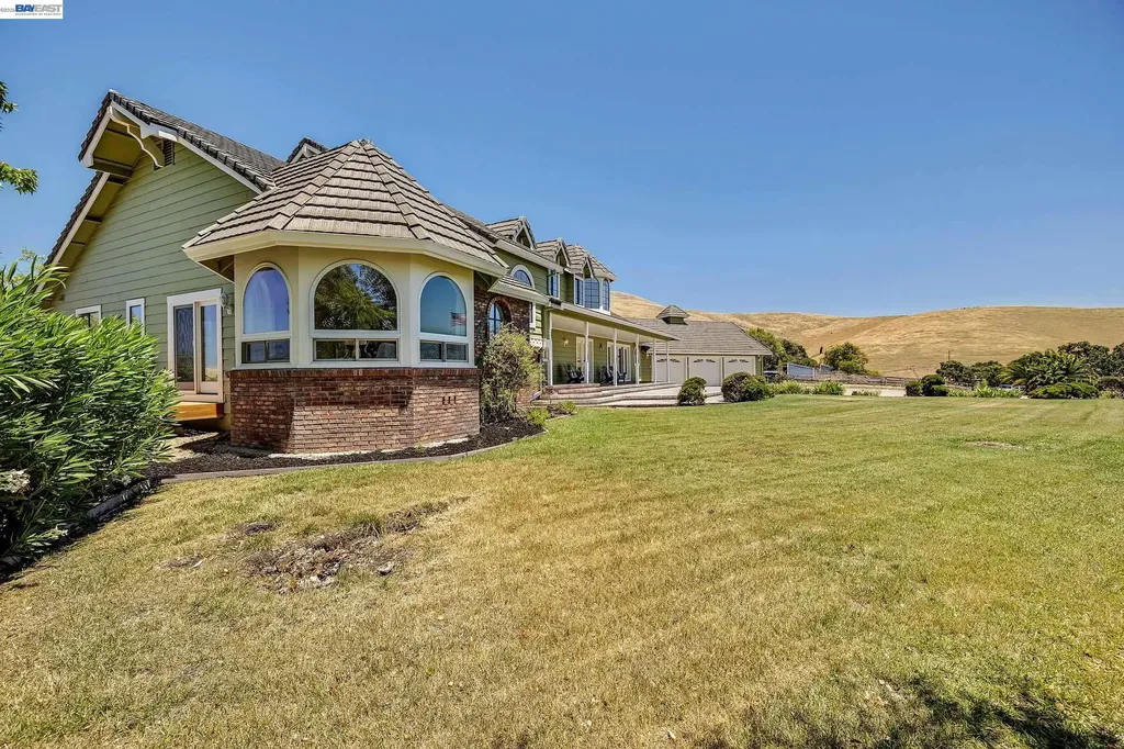 3343 Little Valley Road Sunol CA 94568