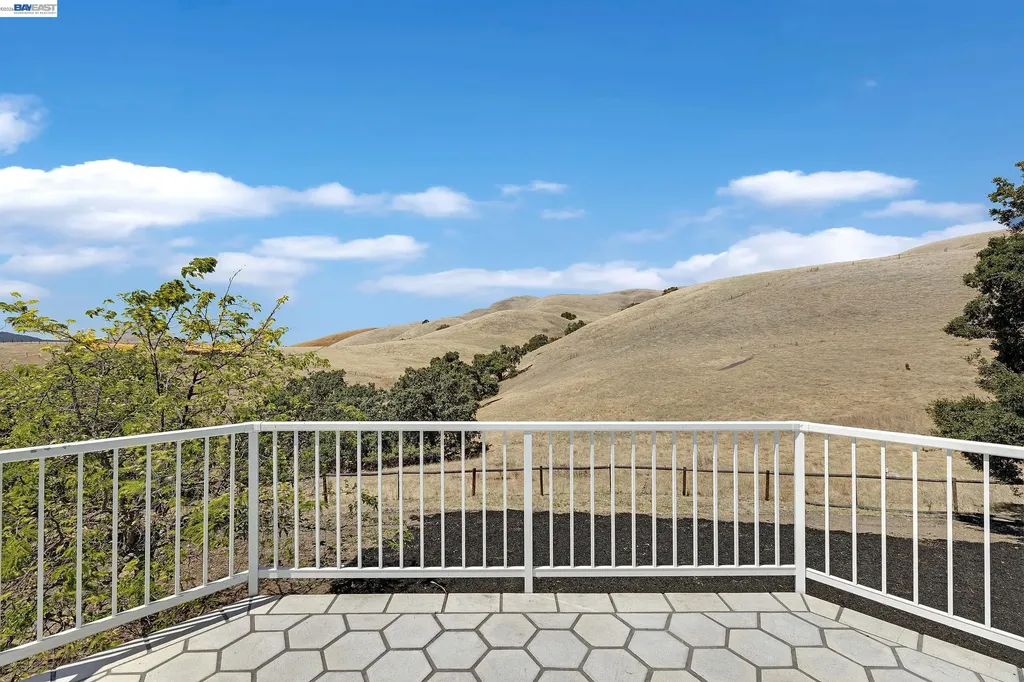 3343 Little Valley Road Sunol CA 94568