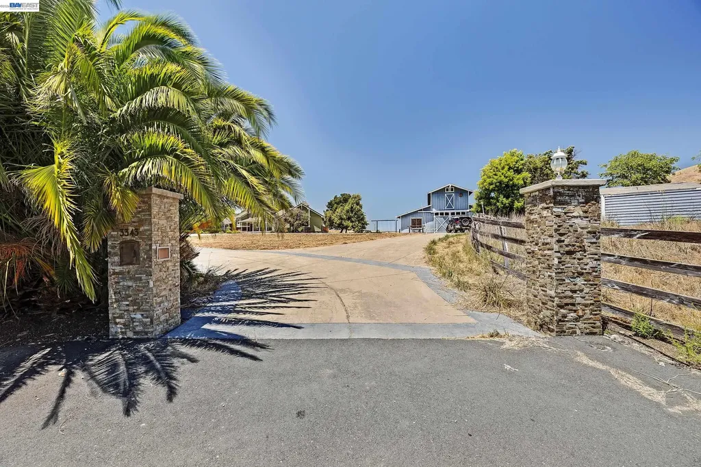 3343 Little Valley Road Sunol CA 94568