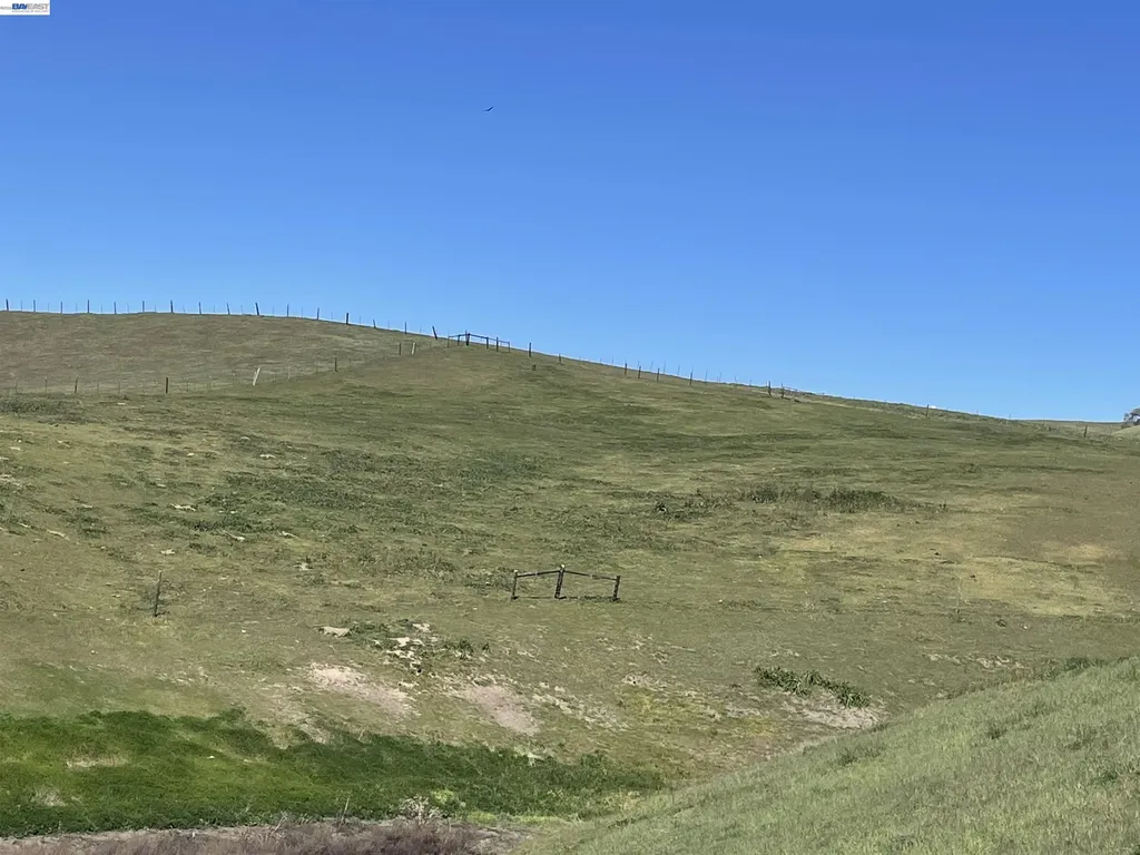 3343 Little Valley Road Sunol CA 94568
