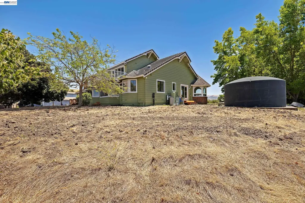 3343 Little Valley Road Sunol CA 94568