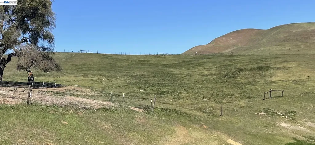 3343 Little Valley Road Sunol CA 94568