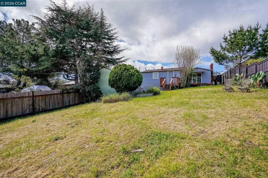 742 La Paloma Road El Sobrante CA 94803