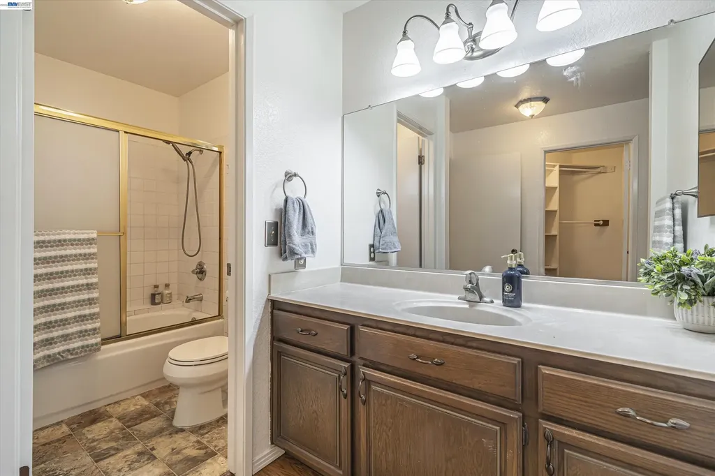 39935 Parada Street Newark CA 94560