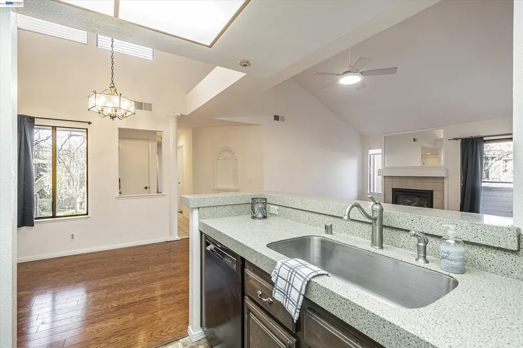 39935 Parada Street Newark CA 94560