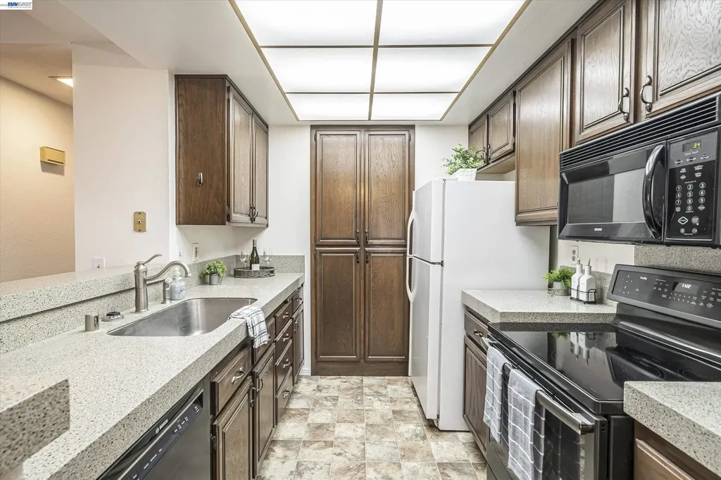 39935 Parada Street Newark CA 94560