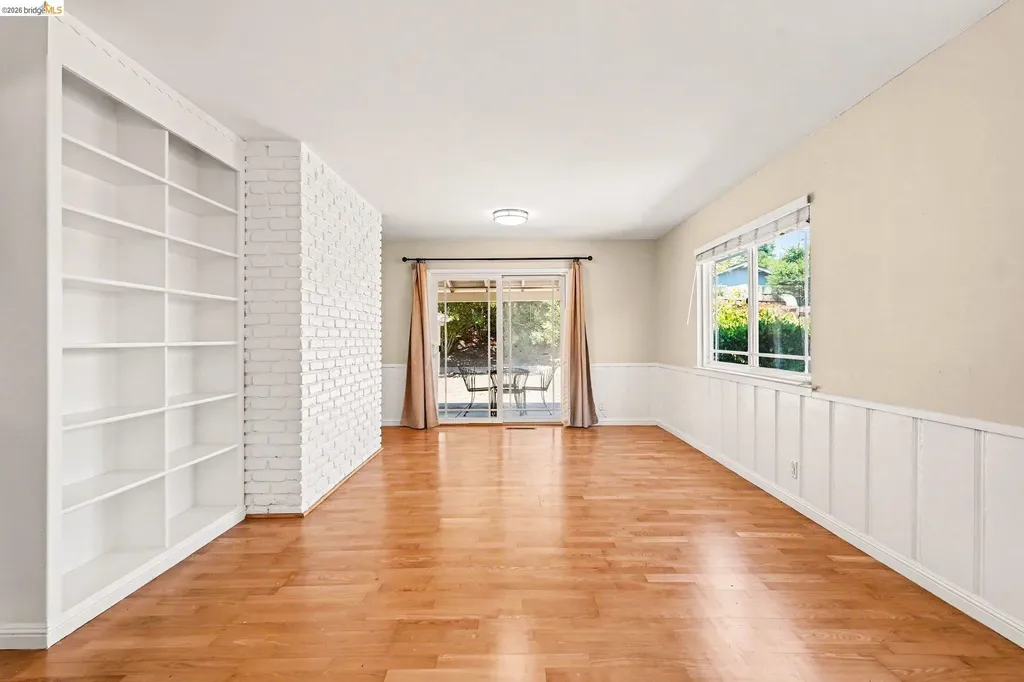 649 Moraga Way Orinda CA 94563