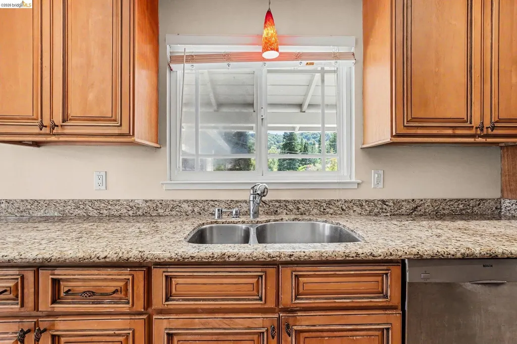 649 Moraga Way Orinda CA 94563