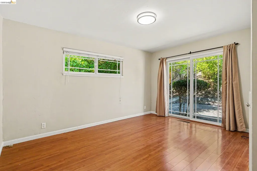 649 Moraga Way Orinda CA 94563