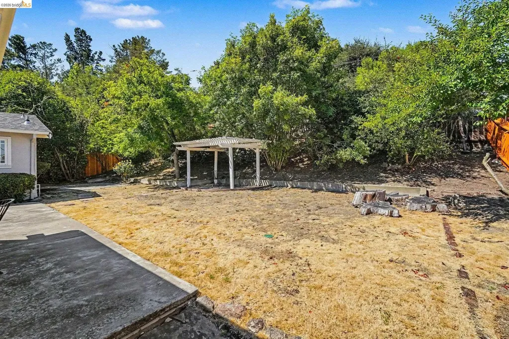 649 Moraga Way Orinda CA 94563