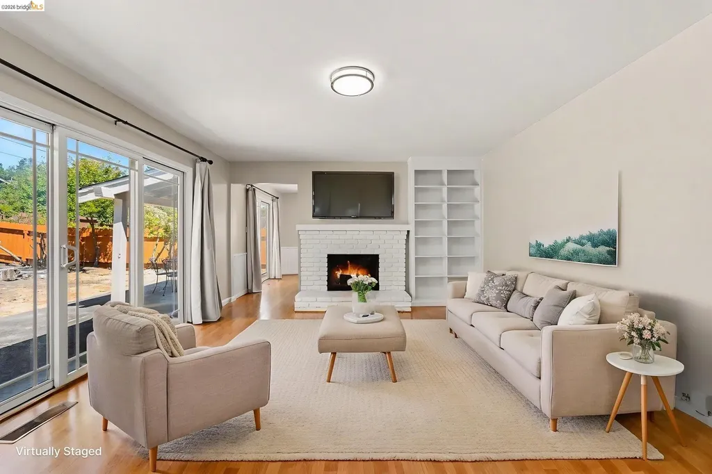 649 Moraga Way Orinda CA 94563