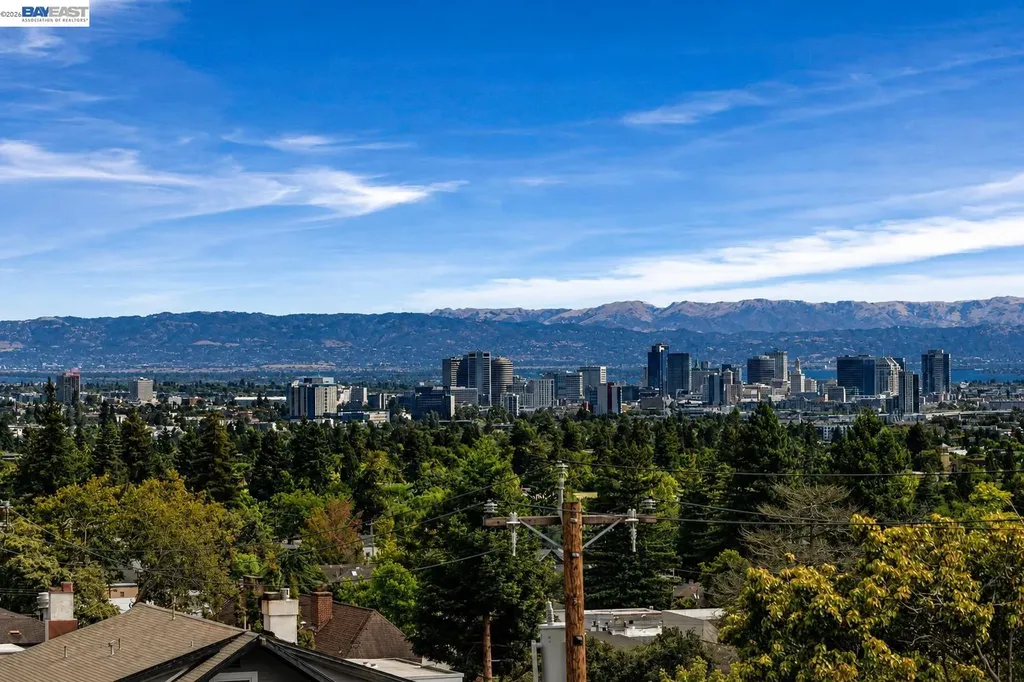 2 Panoramic Way Berkeley CA 94704