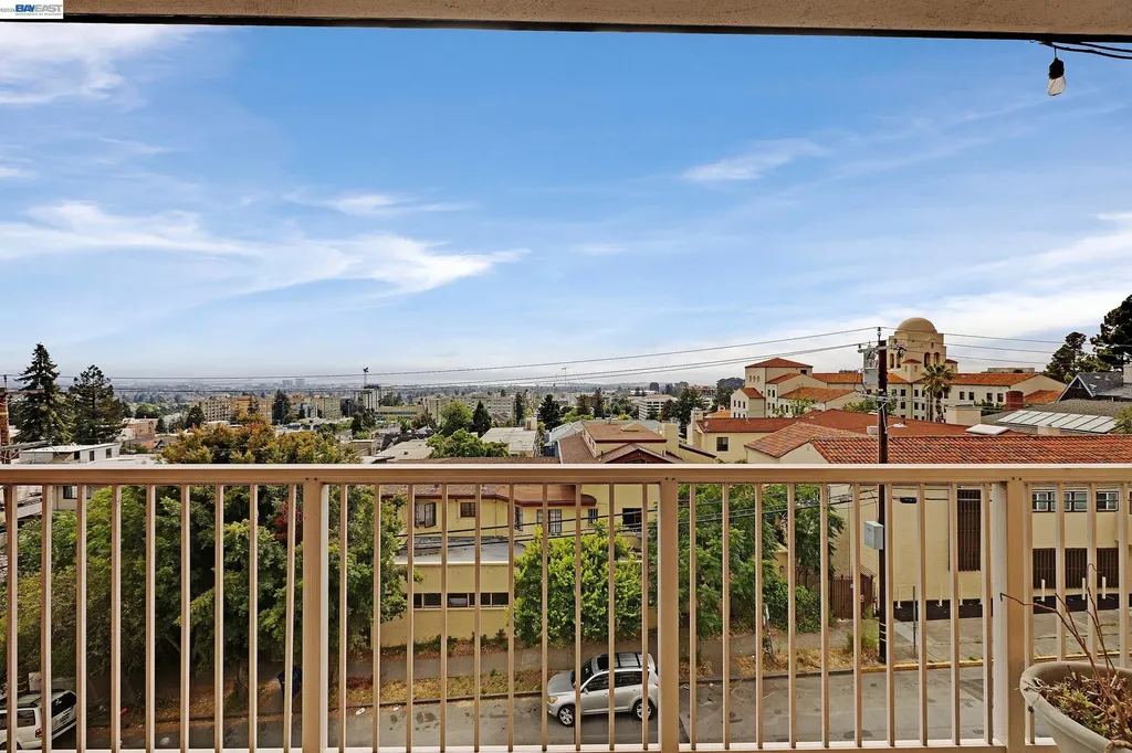 2 Panoramic Way Berkeley CA 94704