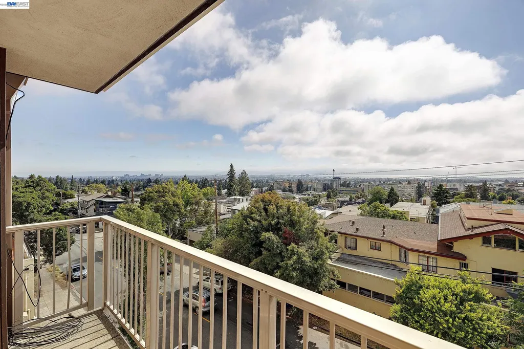 2 Panoramic Way Berkeley CA 94704