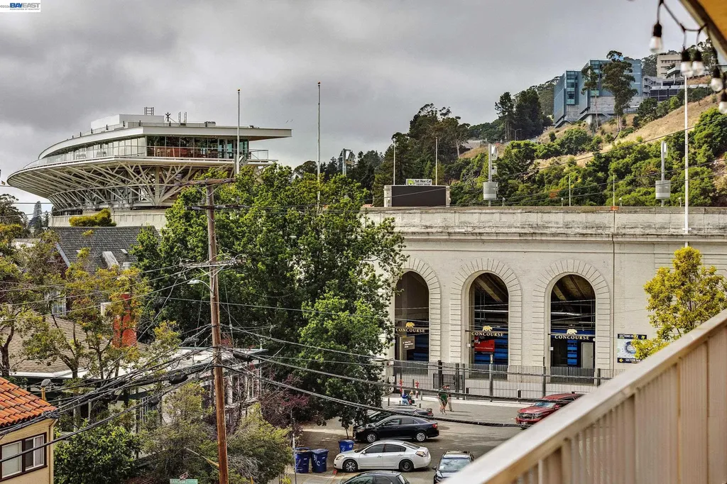 2 Panoramic Way Berkeley CA 94704