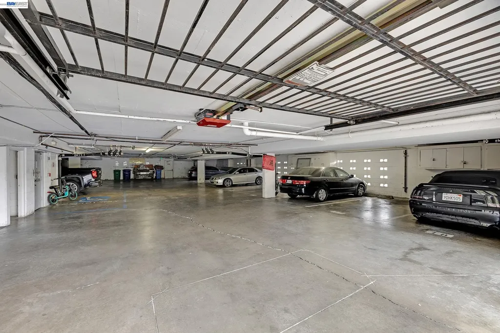 2 Panoramic Way Berkeley CA 94704